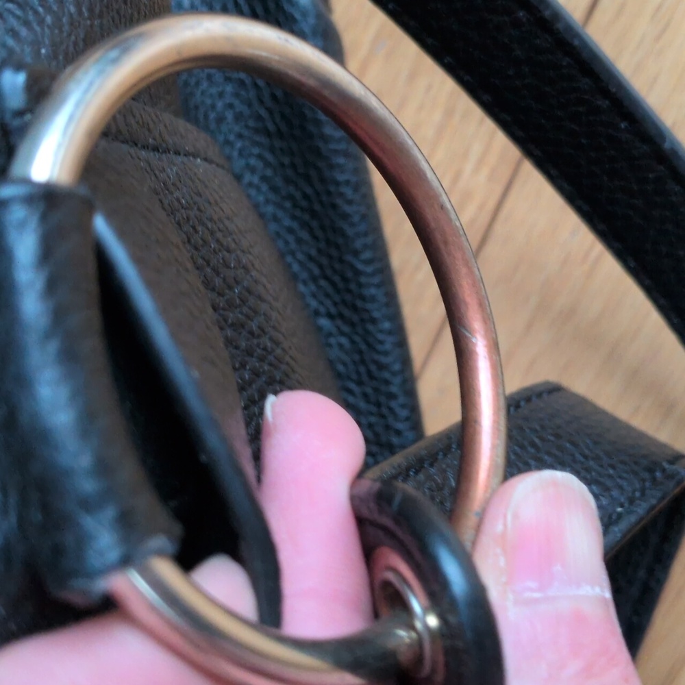 GUESS Los Angeles Black Pebbled Triple Entry Satchel Crossbody - Picture 10 of 12